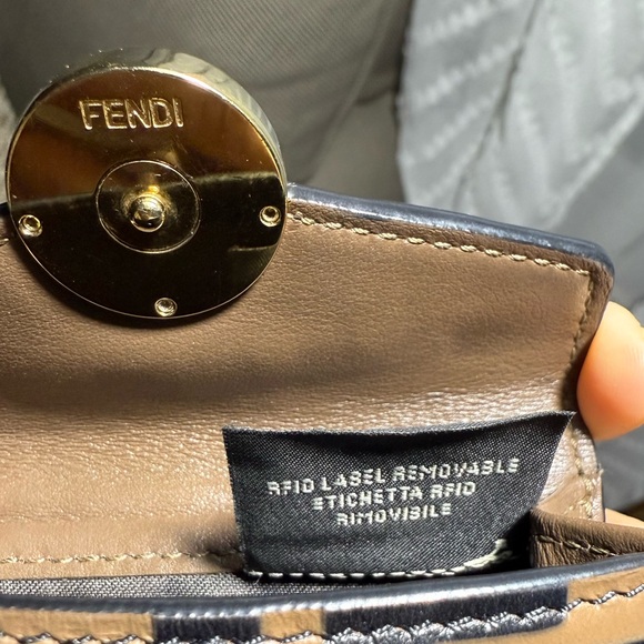 Authentic Fendi Micro Trifold Leather Wallet, full inclusion - Picture 14 of 16